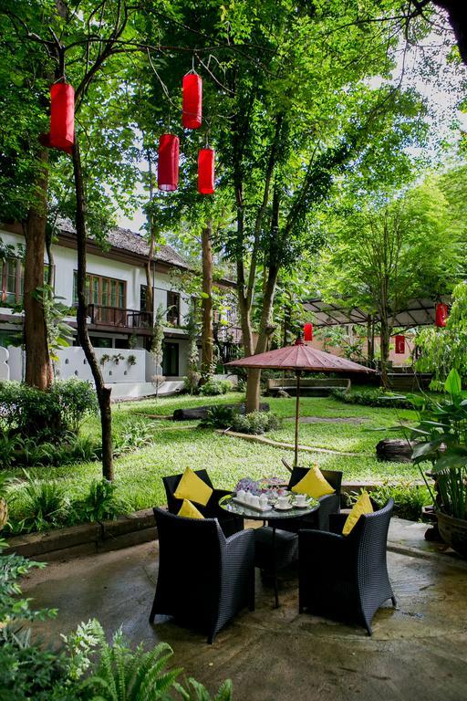 E-Outfitting Doikham Resort Chiang Mai Bagian luar foto
