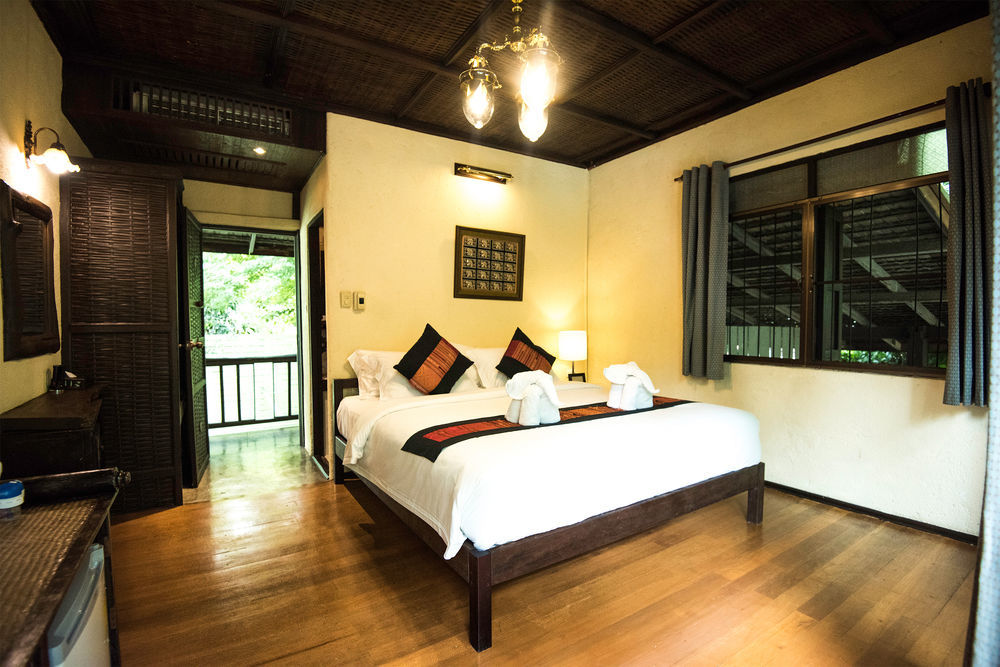 E-Outfitting Doikham Resort Chiang Mai Bagian luar foto