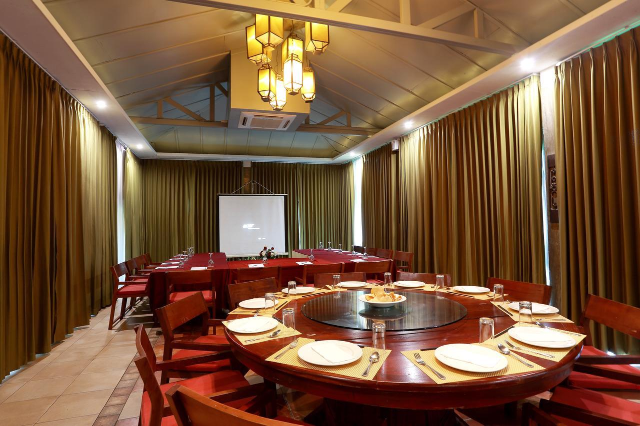 E-Outfitting Doikham Resort Chiang Mai Bagian luar foto